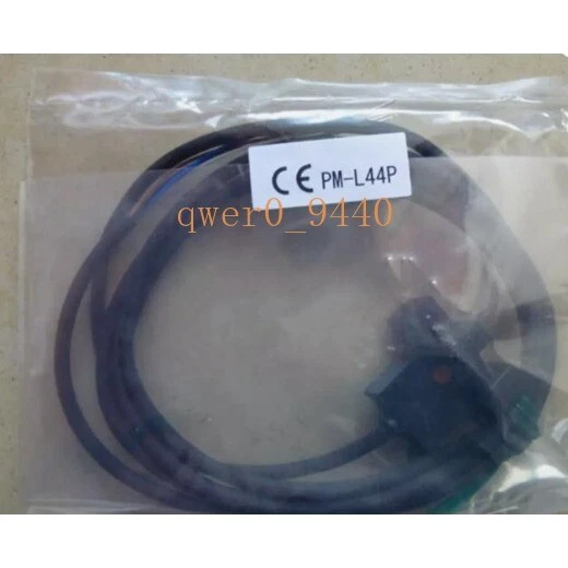 1PC New Panasonic SUNX PM-L44P Photoelectric Switch Sensor PML44P - Image 1 of 2