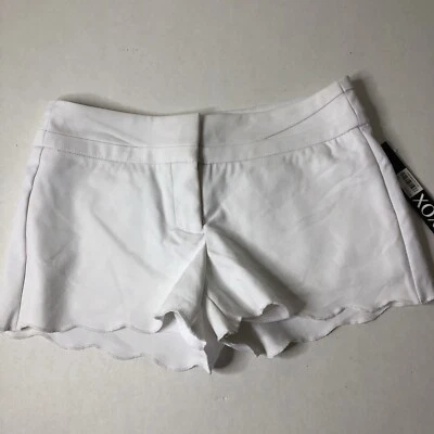 Pantalones Cortos XOXO Blanco Dobladillo Festoneado Talla 3/4 Algodón/Nylon/Spandex Nuevo con Etiquetas Foto 1 de 4