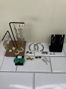 Lote Mixto de Pendientes Estilos Surtidos Tallas Colores Mujer Joyería 15 Pares - Imagen 1 de 20