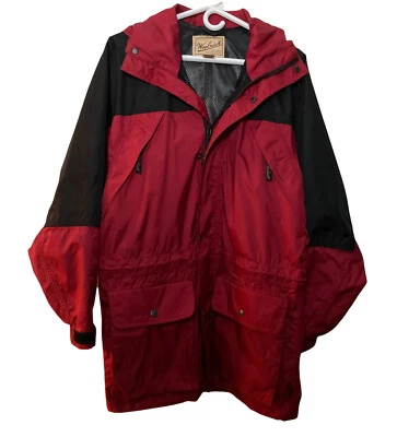 Chaqueta Parka Woolrich Hombre, Pequeña, Hydromax 2100, Rojo Cardenal y Negro, Capucha Foto 1 de 4