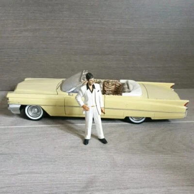 Jada Scarface 62 Cadillac 1:18 Series Al Pacino Figure Tiger Print Vintage 2004 - Image 1 of 4