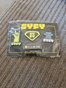 SDCC 2017 SYFY Pin Set, Fanny Pack, Fan Exclusive Promo - Picture 1 of 5