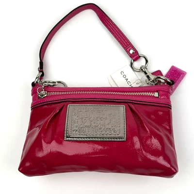 Trendy COACH Liquid Gloss Poppy Daisy Berry F20017 Crossbody Shoulder Handbag - Image 1 of 4