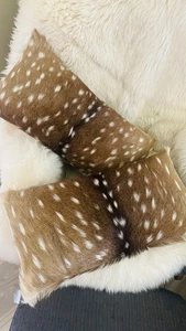 Deer Style Pillow 20x11 Ranch Rodeo Farm Barn Country Hunt Beautiful - Picture 1 of 24
