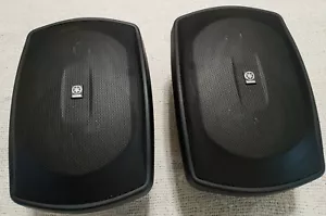 Yamaha NS-AW190BL Altoparlanti da esterno 5" 2 vie per tutte le stagioni, Nero. descrizione lago - Foto 1 di 12