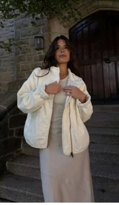 Chaqueta de punto vaquera acolchada By Together para mujer marfil talla pequeña - Imagen 1 de 12