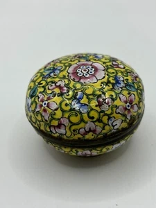 Antike Kanton, Peking Emaille runde Schachtel. Imperial gelbe Farbe - Bild 1 von 6
