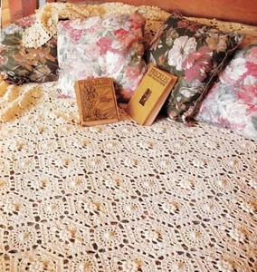 BEAUTIFUL Hexagon & Squares Bedspread & Afghan/Crochet Pattern INSTRUCTIONS ONLY - Picture 1 of 1