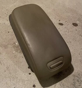 2000-2004 Infiniti I30 I35 Center Console Lid Armrest Cover Storage Beige OEM - Picture 1 of 6