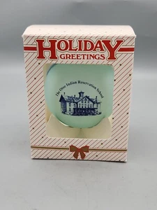 The Otoe Indian Reservation School, 1999 Winter Lights Beatrice Ne Ball Ornament - Bild 1 von 2