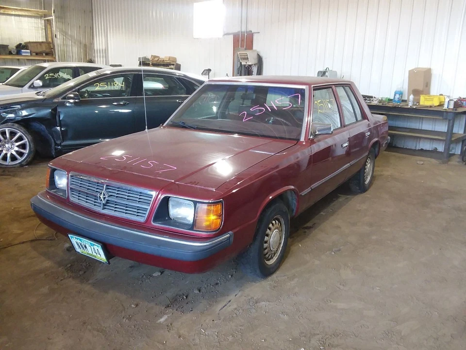 Brake Master Cylinder Without ABS Fits 87-94 SHADOW 2107772 - Image 1 of 4