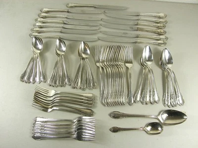 Juego de cubiertos Roger Bros 1847 patrón "RECUERDO" 12 lugares + ajuste 69 piezas Foto 1 de 4