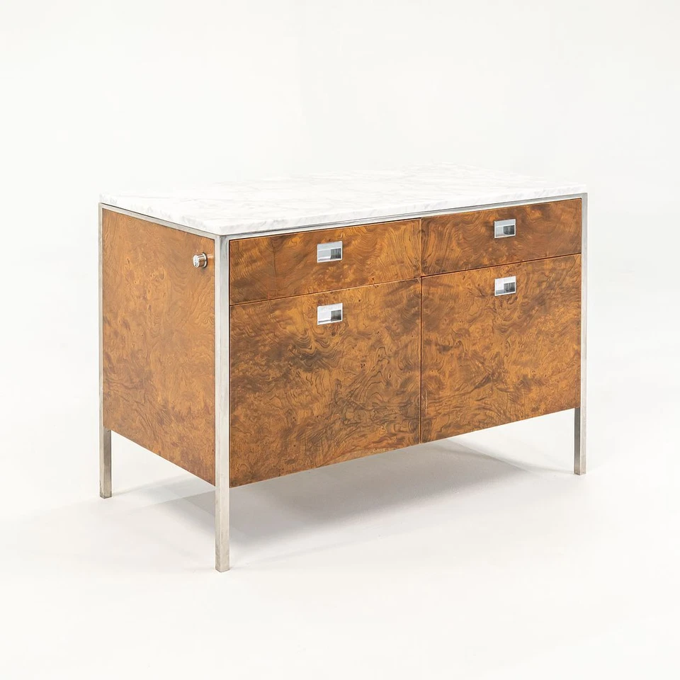 Gordon Bunshaft 1965 para Chase Manhattan Bank Olive Ash Burl y Marble Credenza Foto 1 de 4