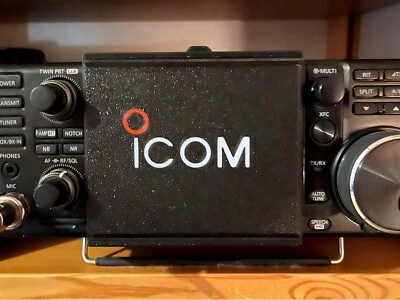 Icom IC-7300 Front Screen Protector - Carbon Fibre Effect - Image 1 of 4