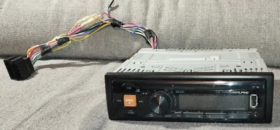ALPINE CDE-170RM AUTORADIO STEREO  CD/USB - Immagine 1 di 4