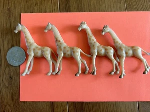 Plastic Toy Animals Giraffes - Picture 1 of 2
