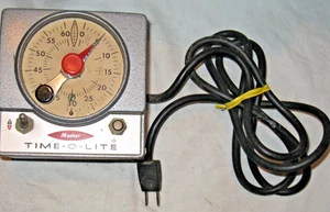 VTG Industrial Timer Corp Time-O-Lite Master Model M-59 Electric Darkroom Timer - Photo 1/10