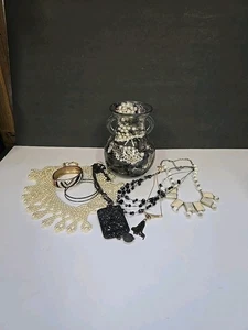 Cool Glass Vase Filled W/Stunning Black, Cream, White, Pearl Mystery Jewelry - Picture 1 of 7