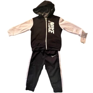 Nike Jungen Dry Fit Therma Zip Hoodie & Jogginghose 2-teiliges Set 18M schwarz - NEU - Bild 1 von 12