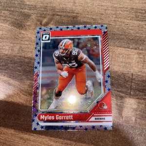 2024 Donruss Optic Blue Stars Myles Garrett SP Cleveland Browns E76 - Picture 1 of 2