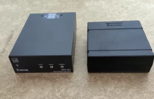 EXTRON MPA 401-70V W/ EXTRON 28-113-07lf Power Supply - Picture 1 of 2
