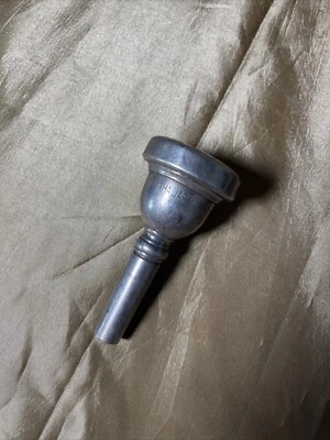 Boquilla trombón grande Yamaha Japón 48L Foto 1 de 4