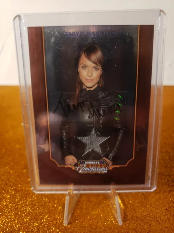 TARYN MANNING 2009 DONRUSS AMERICANA AUTOGRAPH RELIC CARD NO. 77 #D/100 Cover