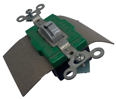 PASS & SEYMOUR 1255 30A 3 Position SPDT Momentary Toggle Switch 2HP 240VAC🔔 - Image 1 of 4