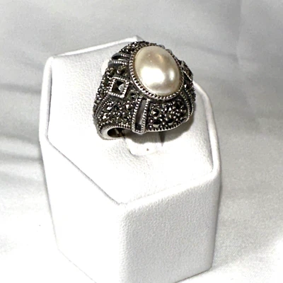IMPRESIONANTE Anillo Estate Vintage Plata Esterlina .925 Talla 5.25 con Piedra Tipo Perla Foto 1 de 4
