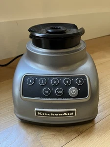 KitchenAid 5 Geschwindigkeiten Diamant Glas Mixer Metallic Chrom KSB1575MCO NUR BASIS - Bild 1 von 3