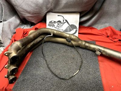 Colector de tubos de escape genuino Triumph Daytona 955i Foto 1 de 4