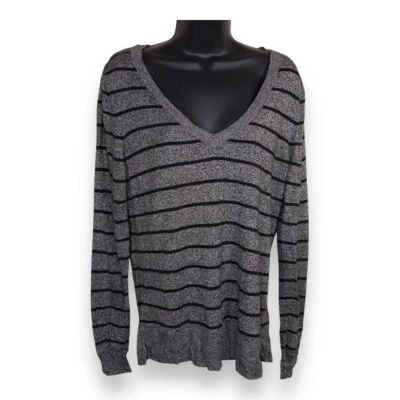 Suéter grande Mossimo gris negro a rayas manga larga cuello en V tejido para mujer Academia Foto 1 de 4