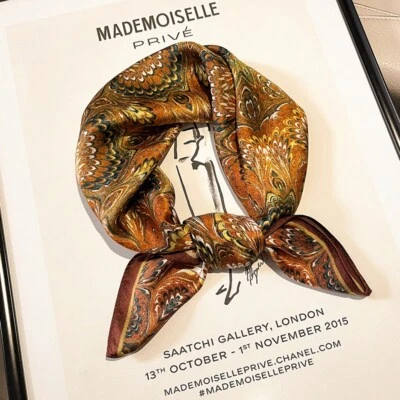 100 % Maulbeerseide 20 Zoll kleiner Schal Damen Vintage Halstuch Halstuch braun Feder - Bild 1 von 4