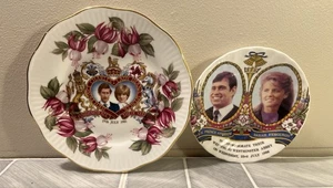 Royal Collectors Plates  X 2 Elizabethan Fuschia, Finsbury Fine Bone China - Picture 1 of 8