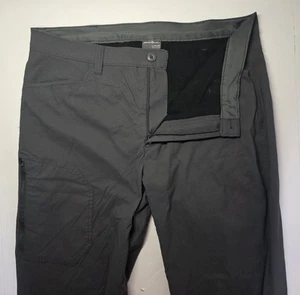 Eddie Bauer Mens Size 36x30 Fleece Lined Gray Cargo Pants - Picture 1 of 13