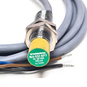 Lot of 5 Turck Inductive Sensor. 3 Wire. Type Ni5-G12-AP7. 10~30 VDC 5mm - Picture 1 of 4