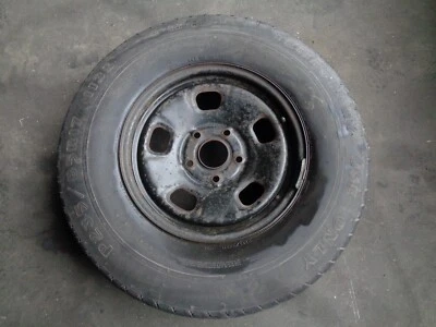 Reserverad 68089775AA 235/85R17 113S  2013 Dodge Ram 1500 5.7 Sport Crew Cab - Bild 1 von 4