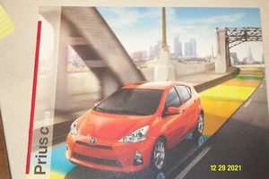 2013 Toyota Prius C Original Dealer Sales Brochure 20-pages - Picture 1 of 2