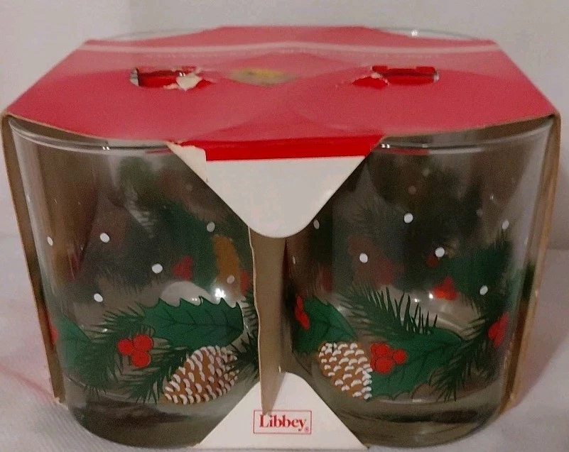 Four Vintage LIBBEY Pinecone & Holly Double Old Fashioned Glasses  1989. - Image 1 of 4