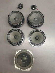 VW T-roc Lautsprecher Boxen Beats Soundsystem 7 Teilig - Bild 1 von 4
