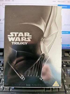 COFFRET 4 DVD STAR WARS TRILOGY 4.5.6. 2004 COM NEUF VERSION ANGLAISE - Bild 1 von 4