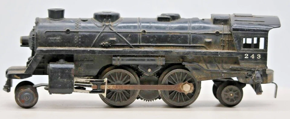 Post War LIONEL TRAINS LOCOMOTIVE No. 243 Tested Forward Only O Gauge 1:48 Scale - Image 1 of 4