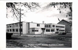 POSTCARD SACRED HEART SCHOOL GLENDIVE MONTANA - Imagen 1 de 2