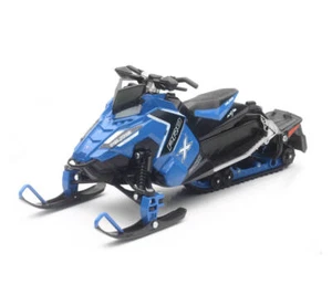 New Ray Toys 57783B 1:16 Scale Polaris Switchback Pro-X 800 Snowmobile - Picture 1 of 1