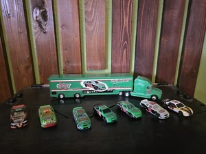 Bobby Labonte Nascar & Hauler Diecast Lot #18 Joe Gibbs Interstate Batteries - Picture 1 of 10