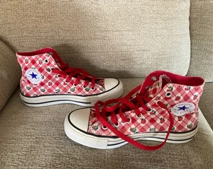 Converse Women's Hi Tops Luna Lovegood Cherry Strawberry Harry Potter- UK Size 4 - Picture 1 of 24