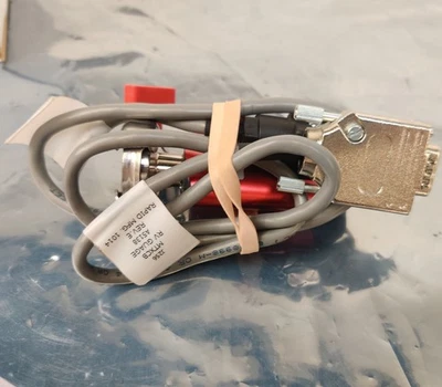 Pfeiffer TPR 280 PTR26950A Compacto Pirani Aspirador Medidor 1W con Cable Funcionando Foto 1 de 4