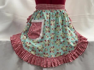 RETRO VINTAGE 50s STYLE HALF APRON / PINNY - STRAWBERRIES ON MINT with GINGHAM - Picture 1 of 6