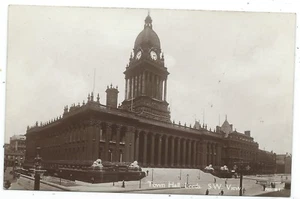 YORKSHIRE - LEEDS TOWN HALL Pickard Echtfoto Postkarte - Bild 1 von 1