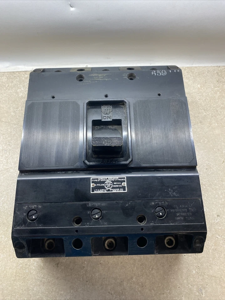 ITE 225 Amp 3pole Circuit Breaker J Frame - Image 1 of 4